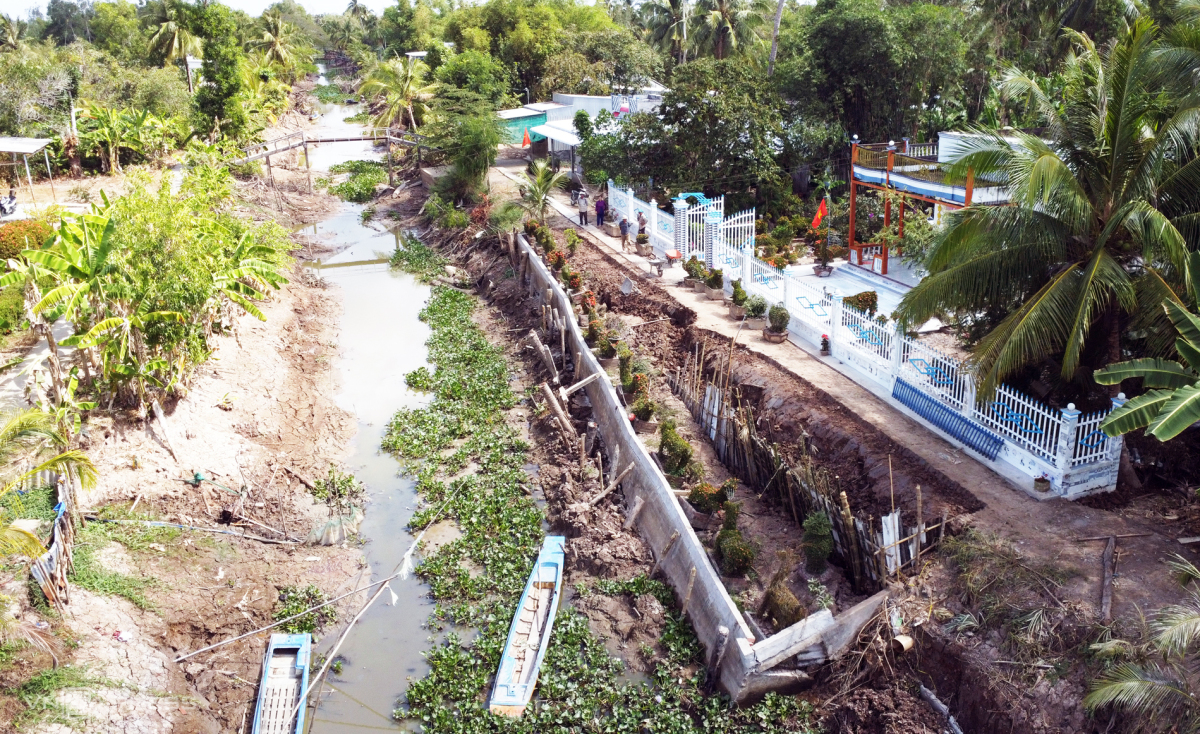 Severe subsidence and erosion afflict Vietnam's southernmost province